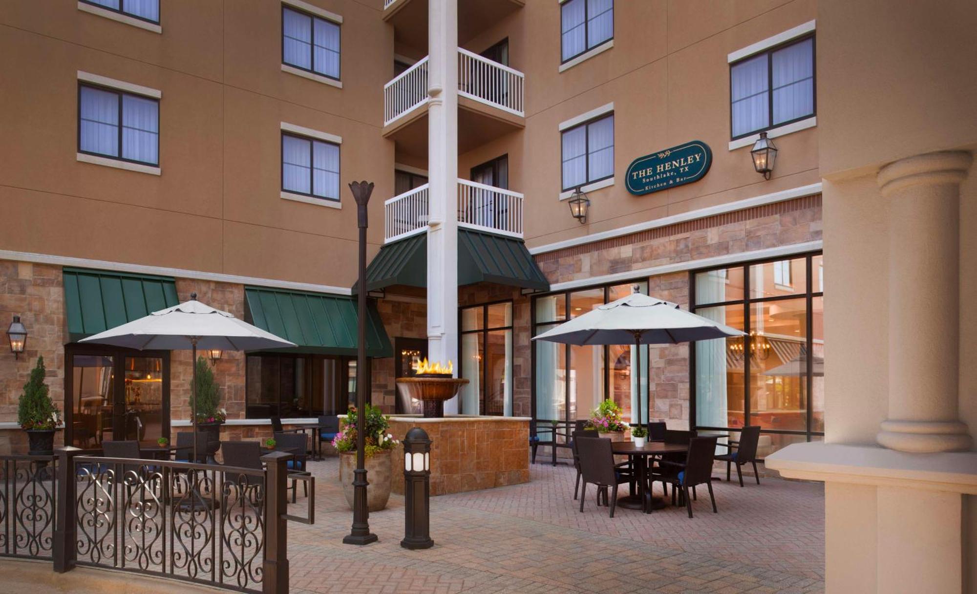 Hilton Dallas Southlake Town Square Экстерьер фото
