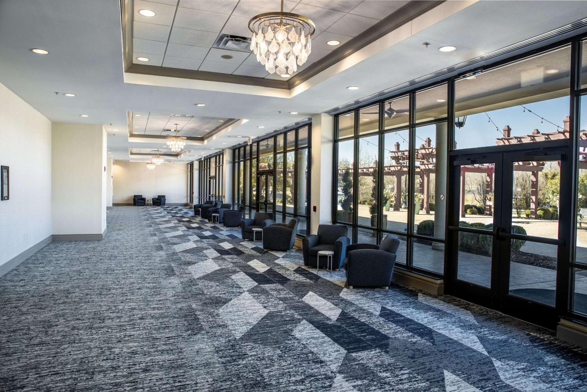 Hilton Dallas Southlake Town Square Экстерьер фото